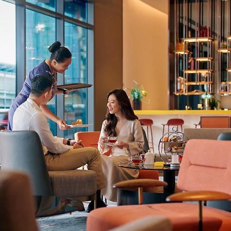 Отель Amari Куала-Лумпур Экстерьер фото The Lounge at Suvarnabhumi Airport
