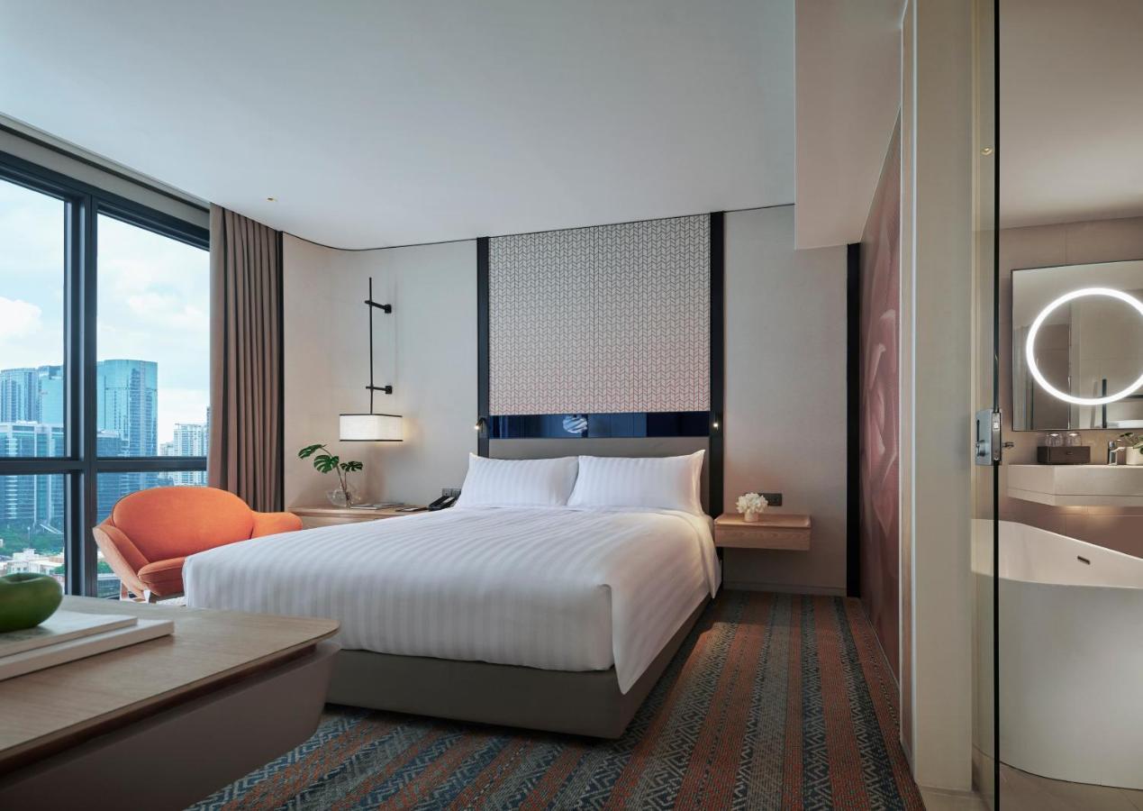 Отель Amari Куала-Лумпур Экстерьер фото Deluxe Room